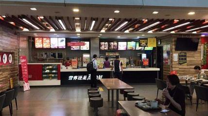 快餐市場驚現大黑馬 肯德基、麥當勞身后，新中式快餐之王悄然崛起！