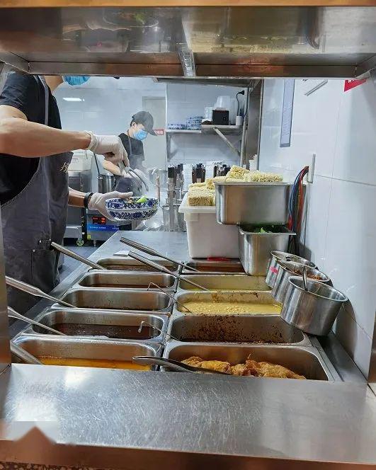 餐飲小館迎來最大危機 一碗面2.99元，海底撈挑起價格戰，品牌快餐如何生存？